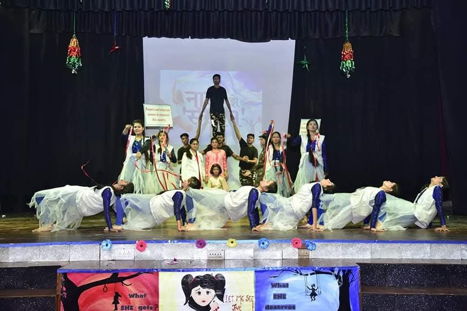 Stage